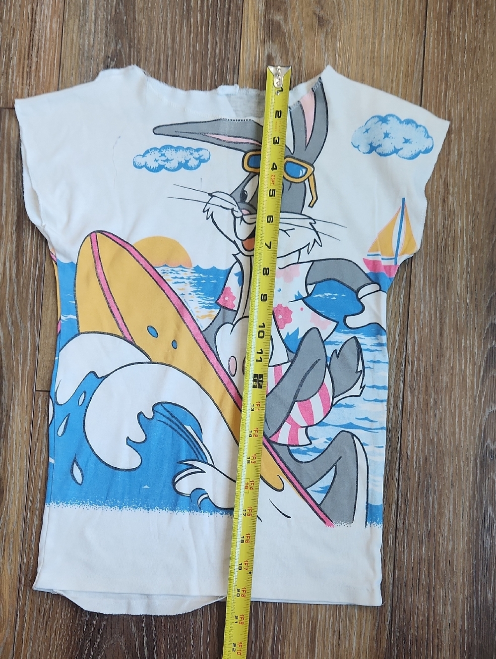 Vintage Bugs Bunny Surfing Kids Tee - Picture 7 of 9